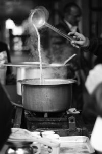 プロテインを飲むと乾燥する原因は何ですか？