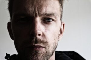 筋トレ後の汗による乾燥肌対策はどうすればいい？