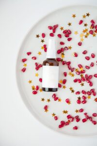 保湿剤とヘパリン類似物質の乾燥肌対策を比較するとどれが効果的？