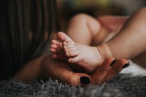 糖質過多が原因の乾燥肌とたるみの関係は？